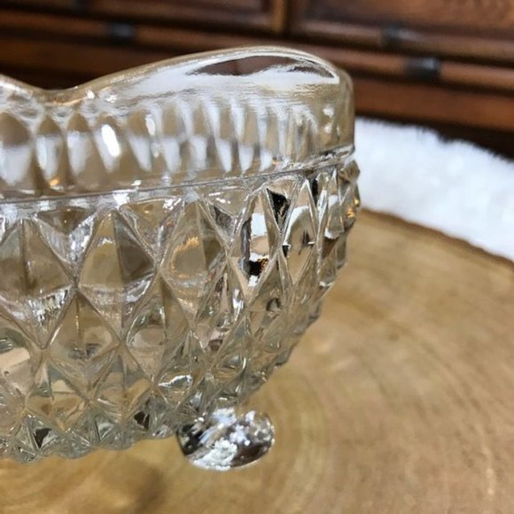 Vintage Cut Crystal Scalloped Edge Multi Faceted Footed Bowl - Picture 4 of 7